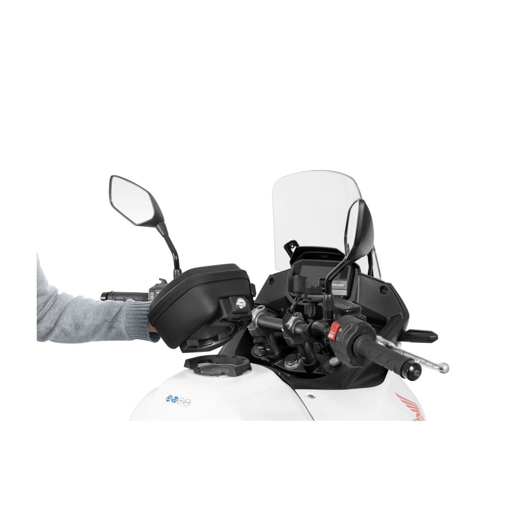 Клик система за резервоар SHAD CLICK SYSTEM FITTING KIT BMW G310R/GS