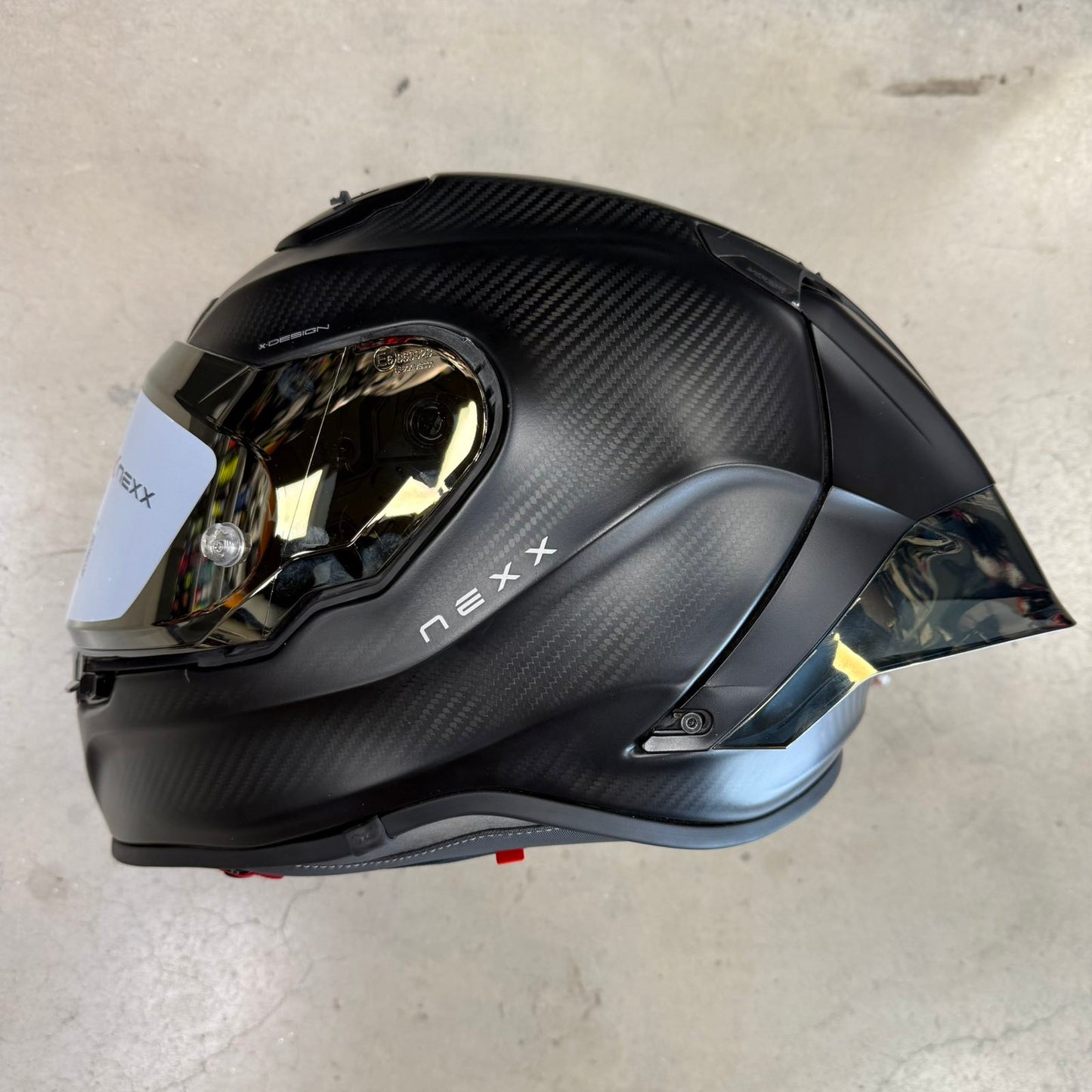 Каска NEXX X.R3R ZERO PRO 2 CARBON GOLD MATT - ВЪРНАТА БРОЙКА