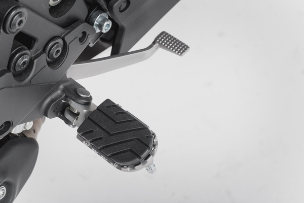 Мото степенки SW-MOTECH FOOTREST KIT ION KLE 300