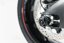 Краш тапи за остта SW-MOTECH REAR AXLE SLIDER CBR 1000 RR