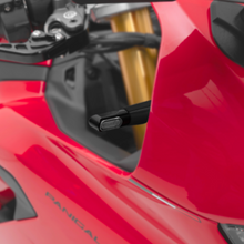 Комплект за монтаж на предни мигачи BARRACUDA Ducati Panigale V4/V2 2020-24