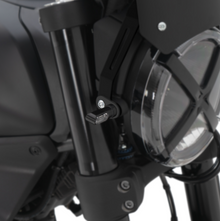 КОМПЛЕКТ ЗА МОНТАЖ НА ПРЕДНИ МИГАЧИ BARRACUDA Ducati Scrambler Icon 800 2025-2026