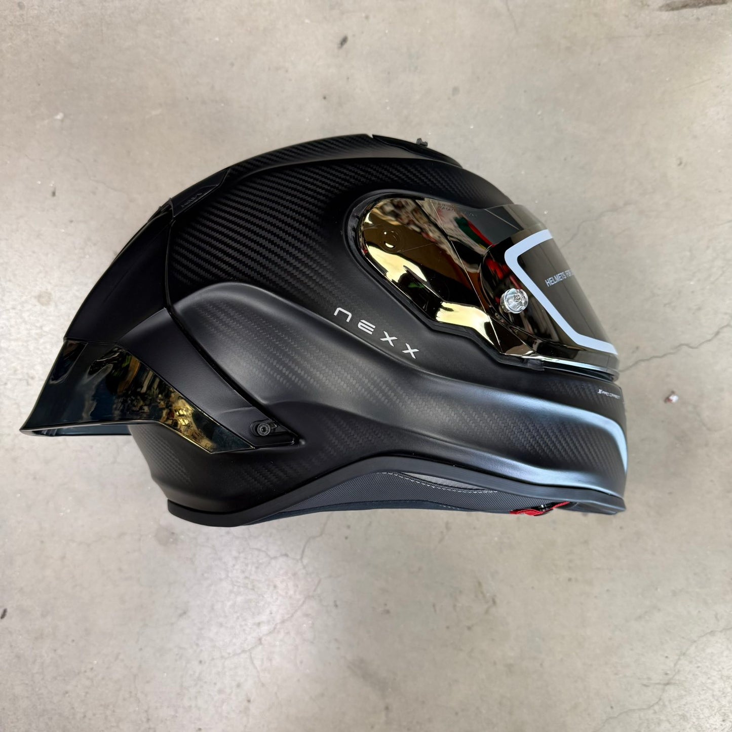 Каска NEXX X.R3R ZERO PRO 2 CARBON GOLD MATT - ВЪРНАТА БРОЙКА